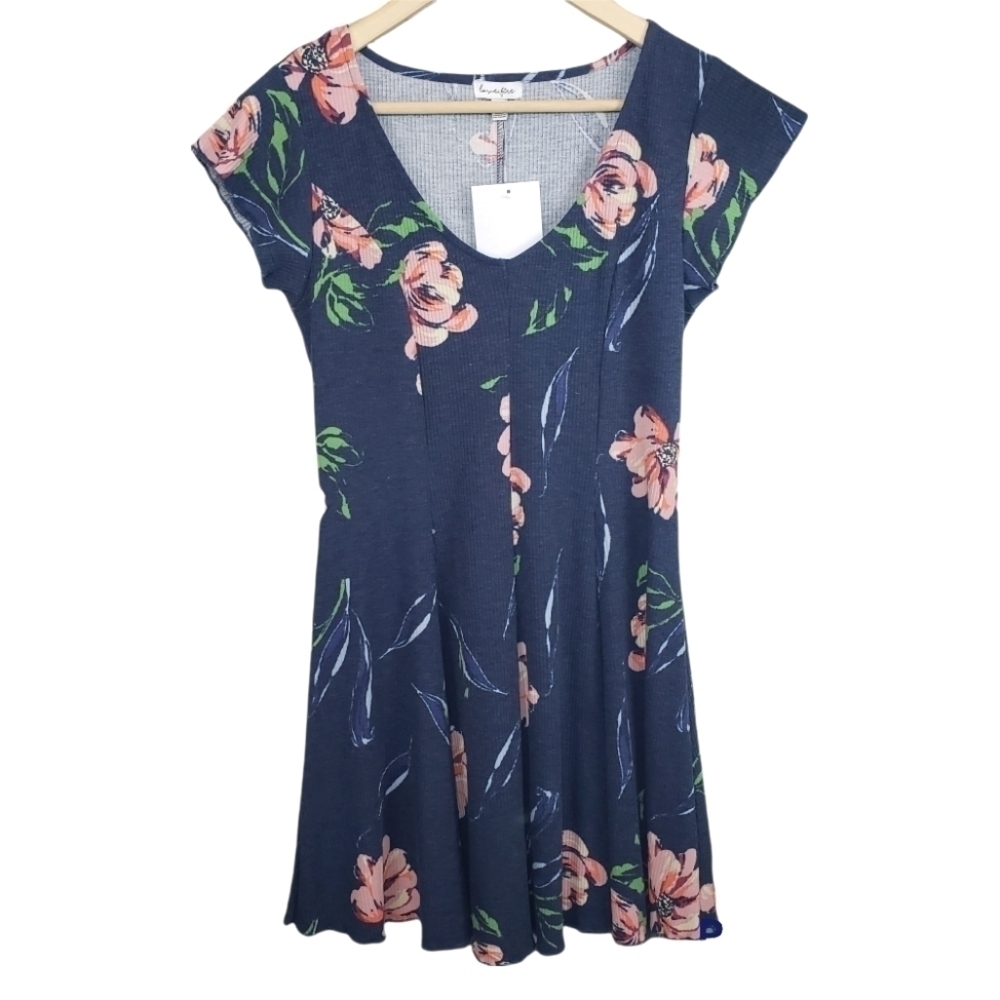 LOVE, FIRE Shortsleeve Floral Mini Dress Size M